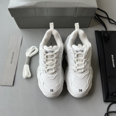 Balenciaga Sneakers